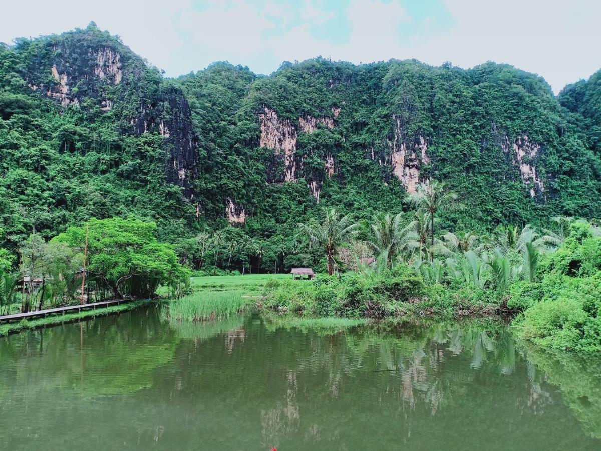 Гостьовий будинок Kampoeng Karst Rammang Rammang Kasijala Екстер'єр фото