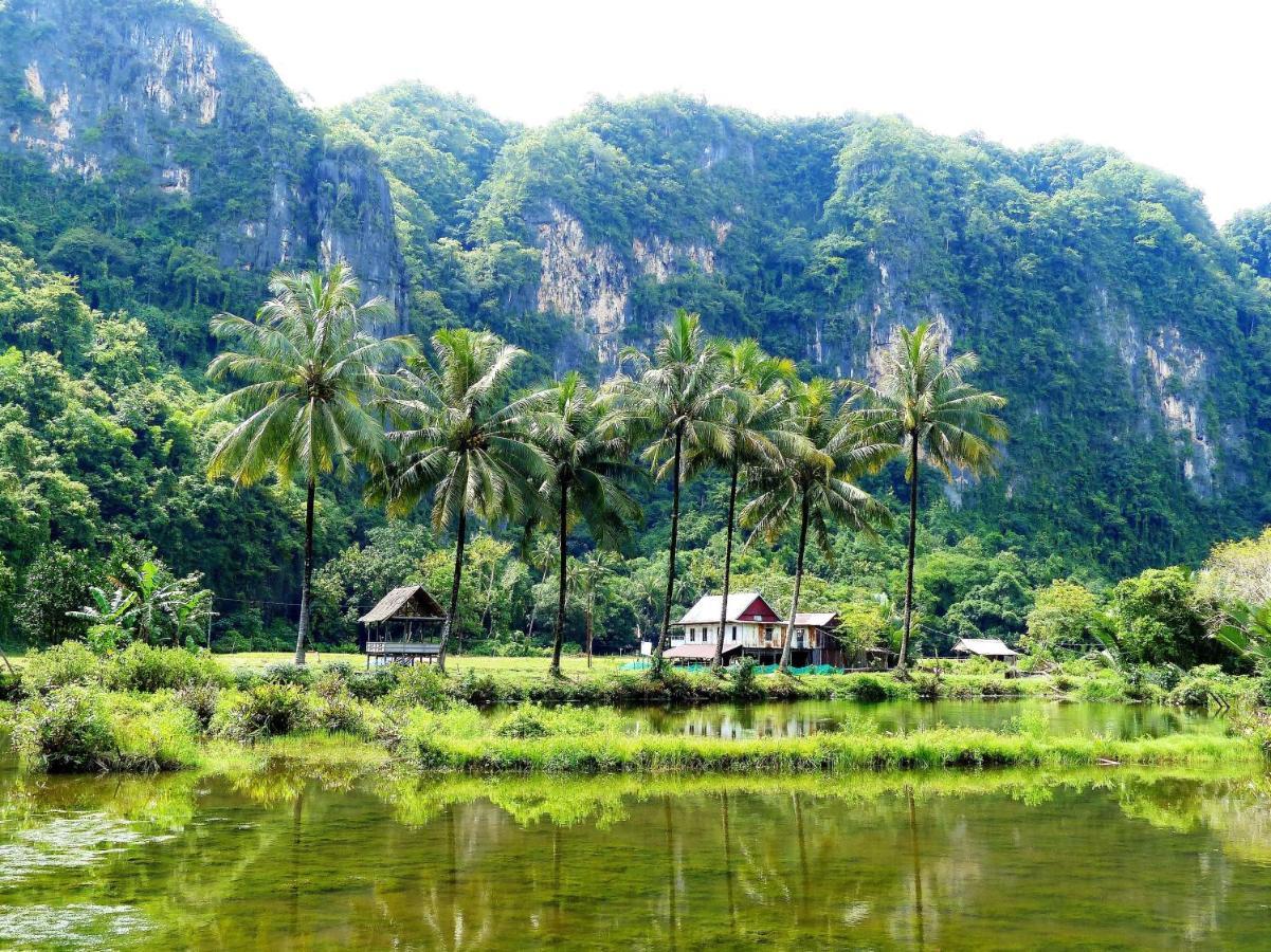 Гостьовий будинок Kampoeng Karst Rammang Rammang Kasijala Екстер'єр фото