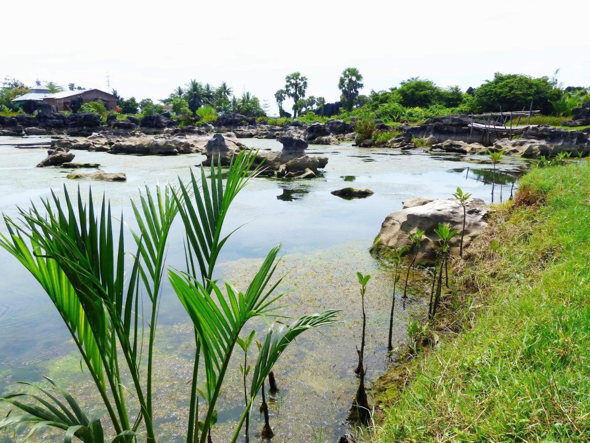 Гостьовий будинок Kampoeng Karst Rammang Rammang Kasijala Екстер'єр фото