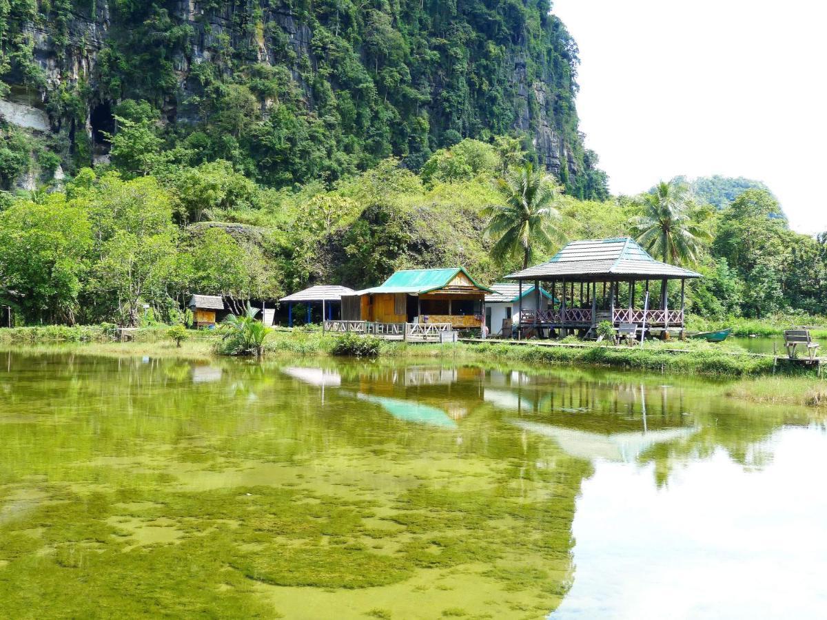 Гостьовий будинок Kampoeng Karst Rammang Rammang Kasijala Екстер'єр фото